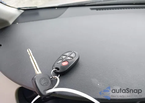 2012 Toyota Sienna Xle V6 8 Passenger from USA, damaged, VIN 5TDYK3DCXCS260040